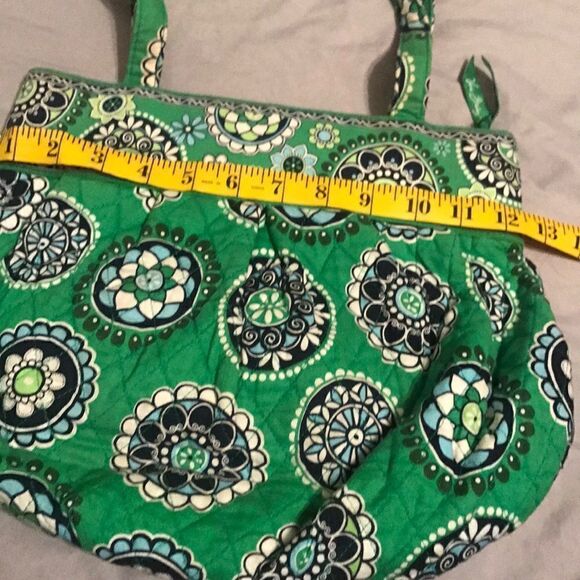 Vera Bradley Green Handbag w Side Pockets - Picture 5 of 8
